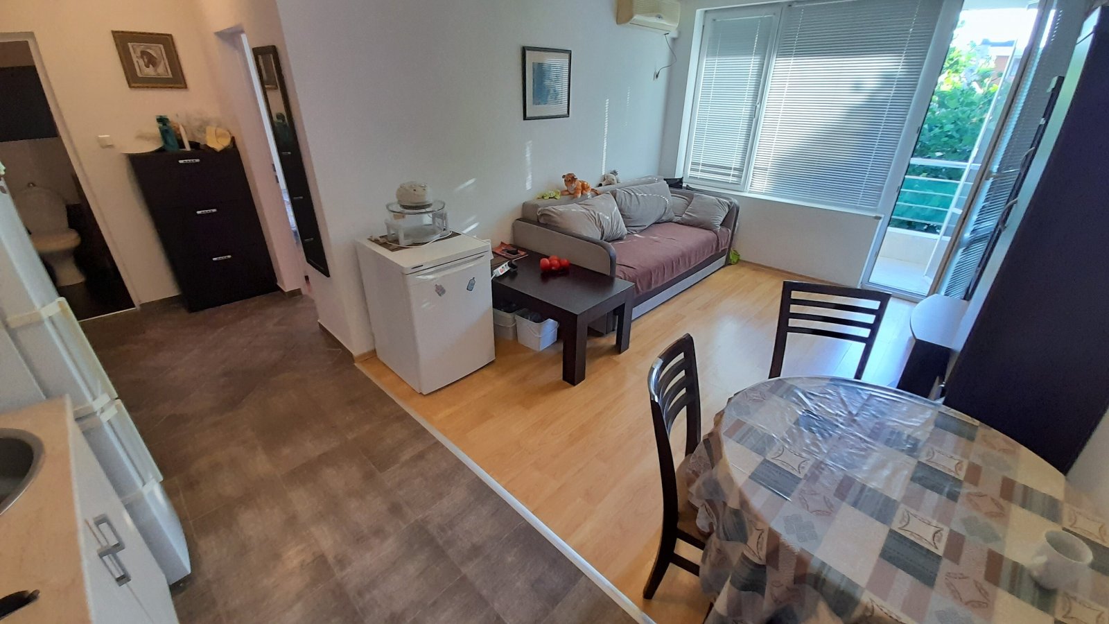 2-Zimmer-Wohnung mit Stellplatz im Wohnkomplex NEV in Sarafowo, Burgas, Bulgarien