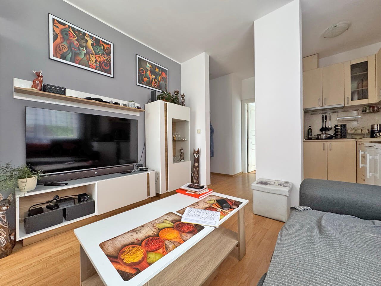 Zweizimmerwohnung mit Poolblick im Wohnkomplex Aphrodite 3 am Sonnenstrand, Bulgarien