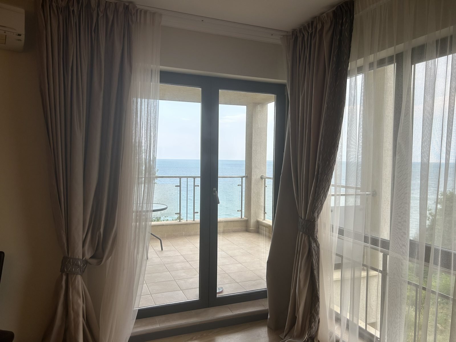 Apartment mit 2 Schlafzimmern und direktem Meerblick im Byala Beach Resort Byala Varna Bulgarien