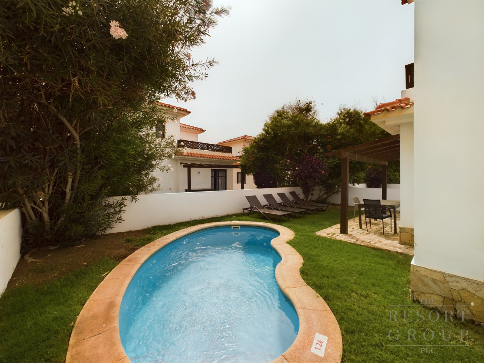 Luxusvilla mit privatem Pool | Erste Strandlage | Meerblick | Insel Sal, Kap Verde