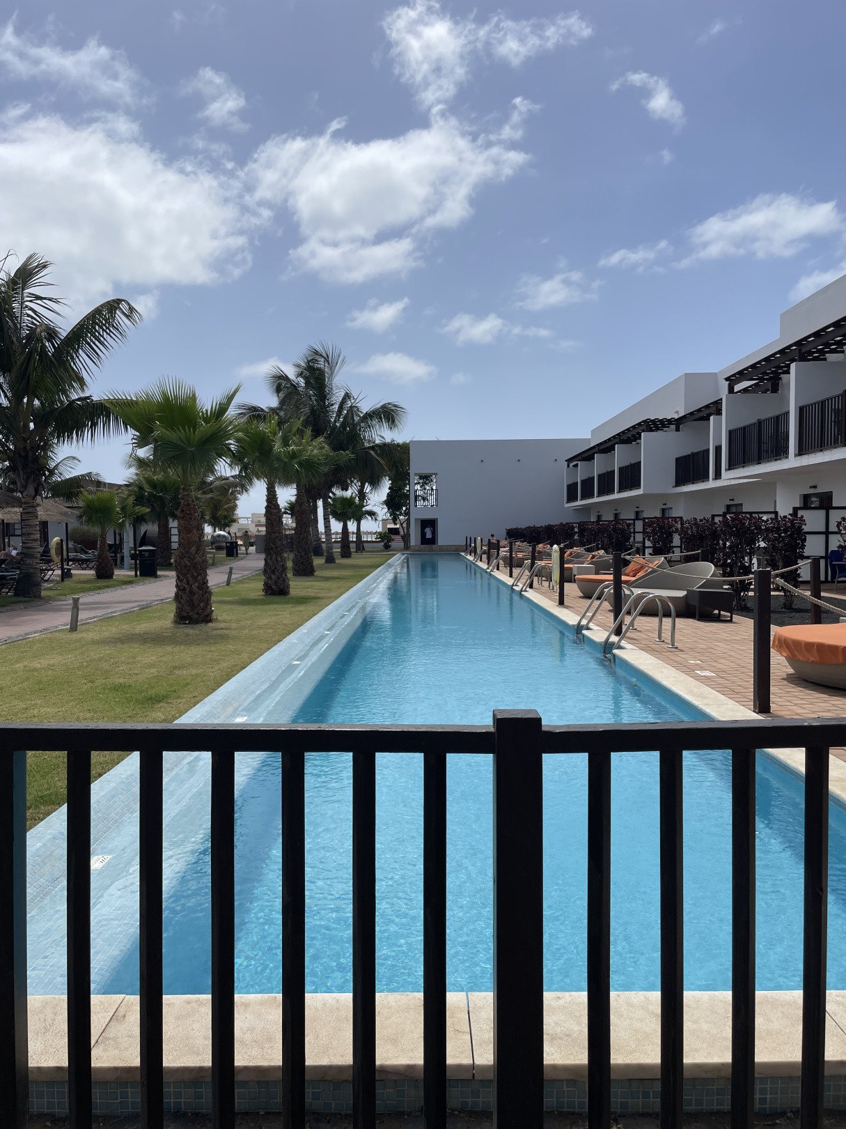 Garantierte Rendite, Ein-Zimmer-Apartment mit Blick auf die Pools im Melia Llana Beach Resort, Kap Verde