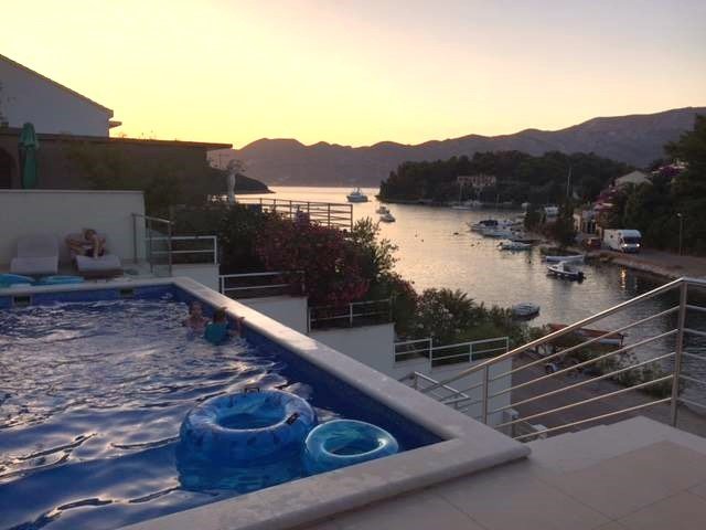 Luxuriöse Villa in erster Linie am Meer auf der Insel Korcula, Žrnovo