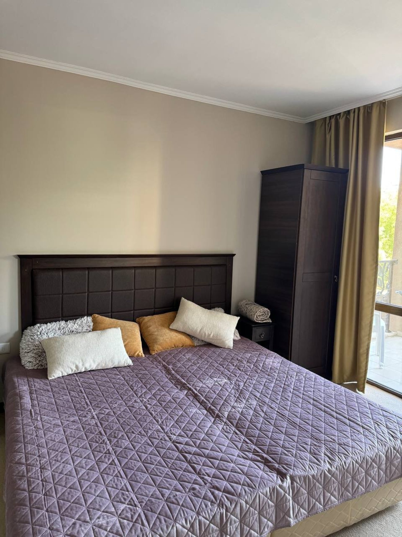 4 4