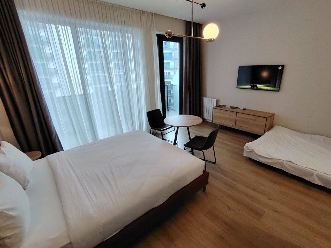 Studio-Apartment mit Meerblick auf einer hohen Etage im Steps Batumi, Georgien – Voll möblierte Immobilie nahe dem Strand