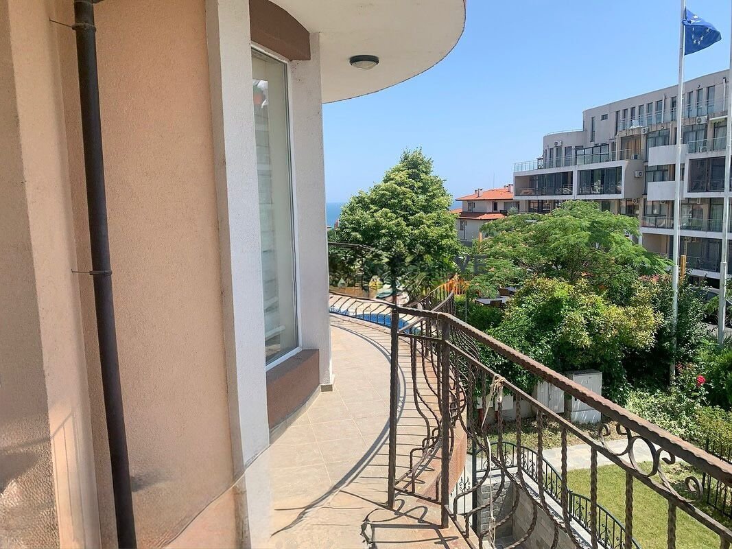 Dreizimmerwohnung mit Meerblick im Wohnkomplex Zarya, Sveti Vlas, Bulgarien