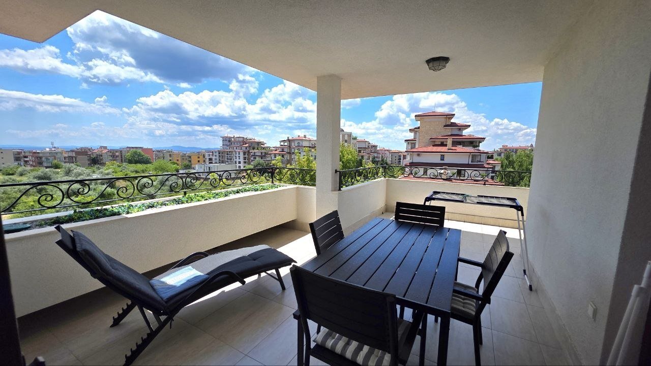 Elegante Dreizimmerwohnung mit Meerblick im luxuriösen Wohnkomplex Poseidon, Nessebar, Bulgarien