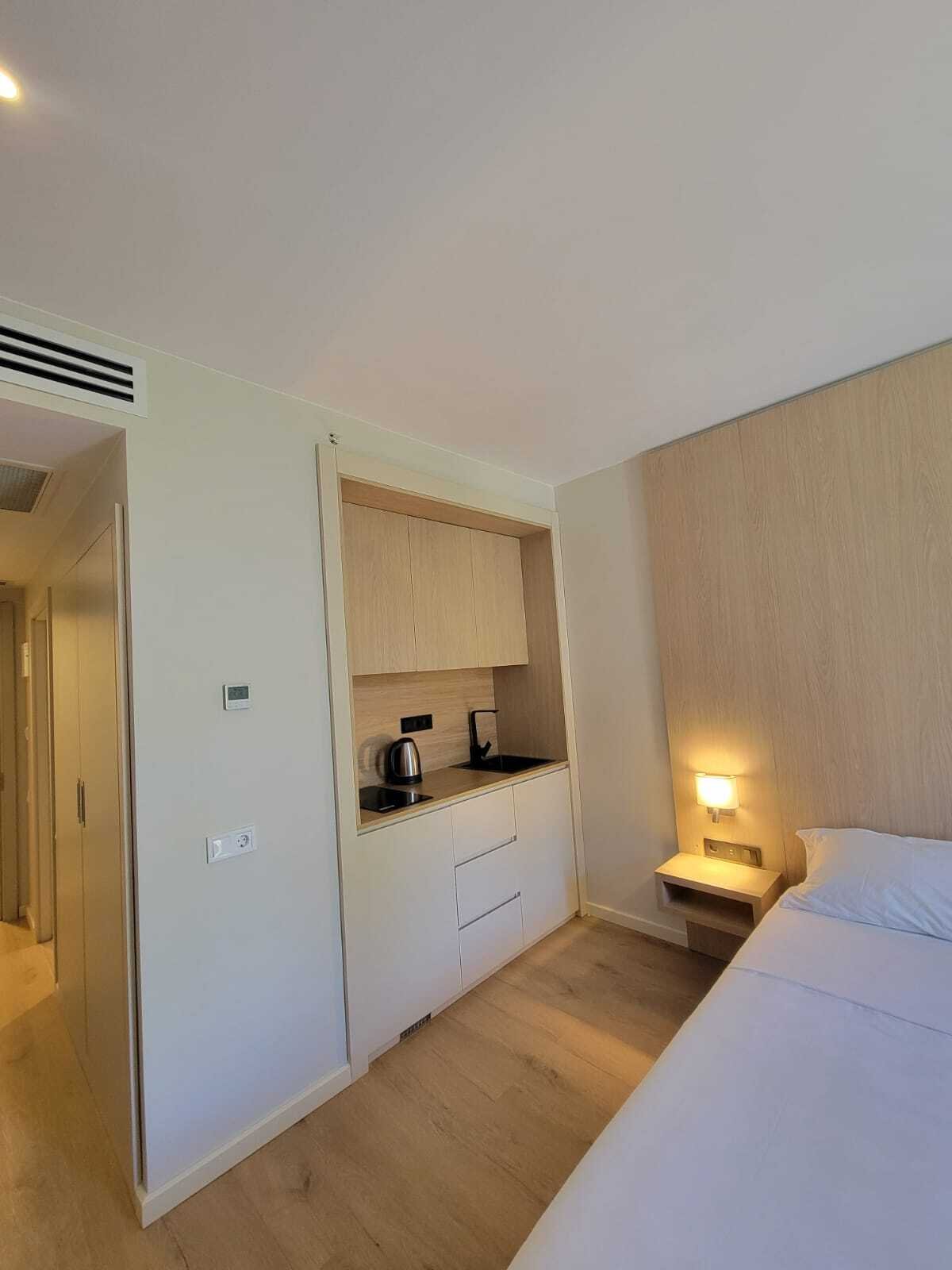 Ramada Hotel & Suites by Wyndham – Markenhotel-Investment in Batumi, Georgien mit flexibler Ratenzahlung und professioneller Verwaltung