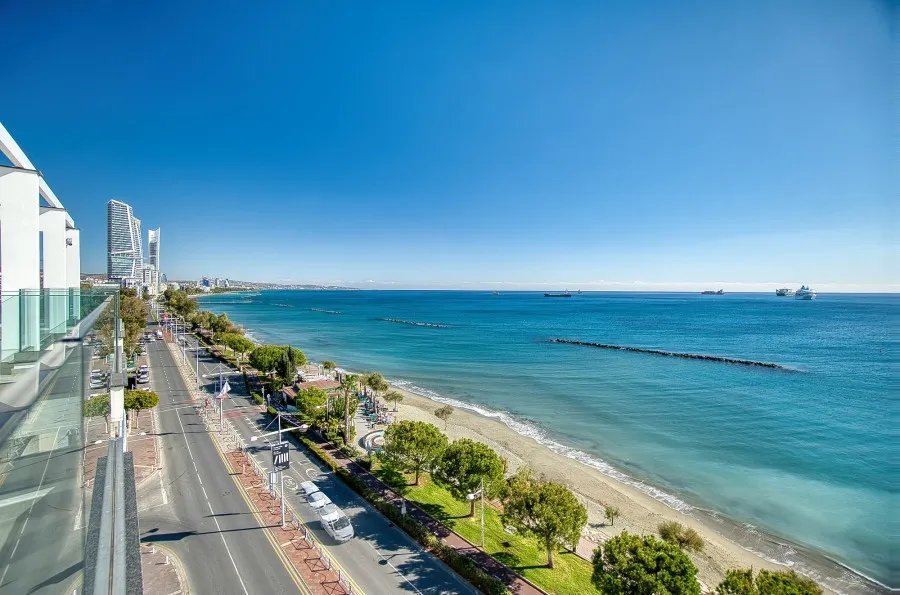 Molos: Wohnung in Molos in Limassol 