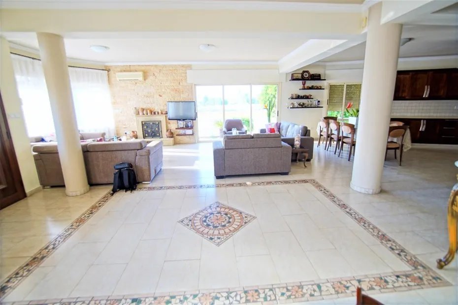 Freistehende Villa in Chloraka, Paphos