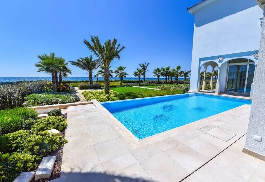 Freistehende Villa in Pervolia, Larnaca