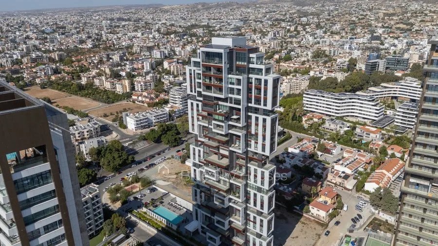 Hochhauswohnung in Potamos Germasogeias, Limassol