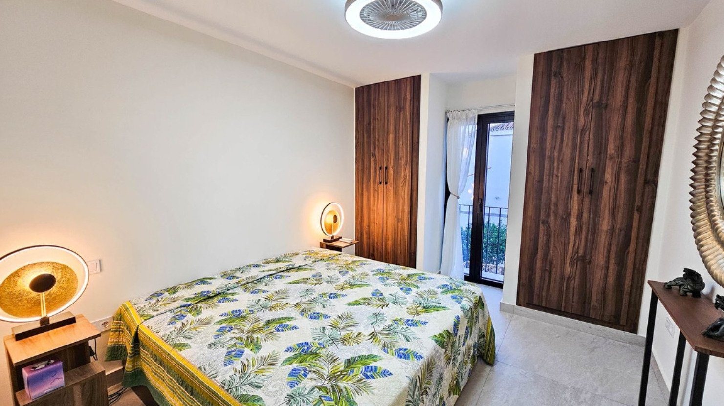 Wunderschönes Haus mit Panoramablick aufs Meer – nur 1 Gehminute vom Strand entfernt, Casares Costa del Sol