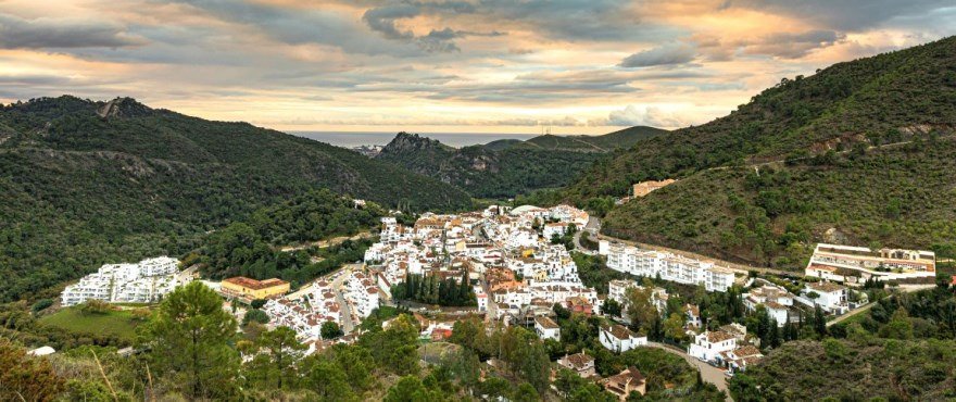 Luxuriöses Penthouse mit großer Terrasse und Meerblick – Benahavís Costa del Sol!