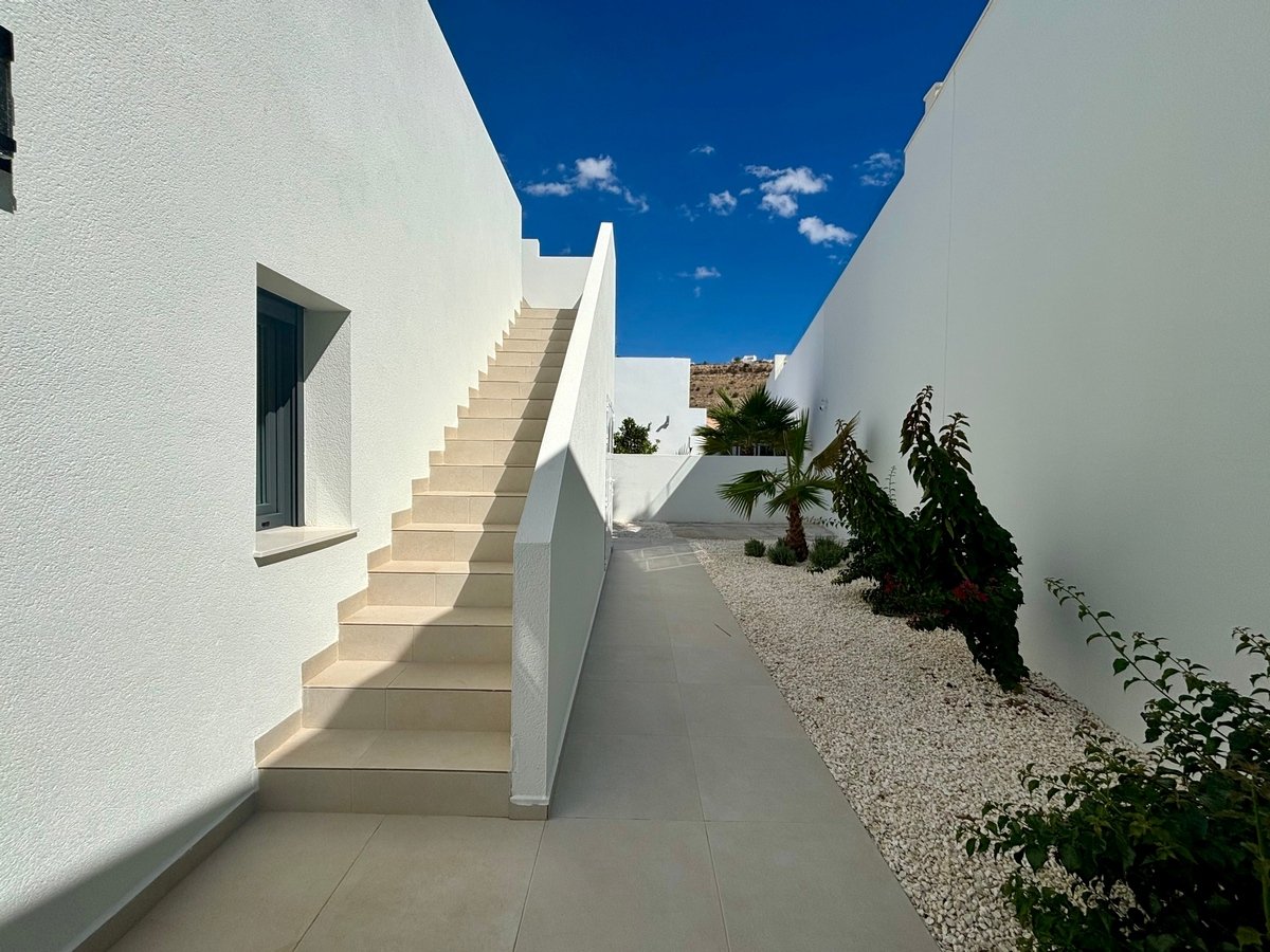 Exklusive Einfamilienhäuser, privater Pool und Garten, Rojales