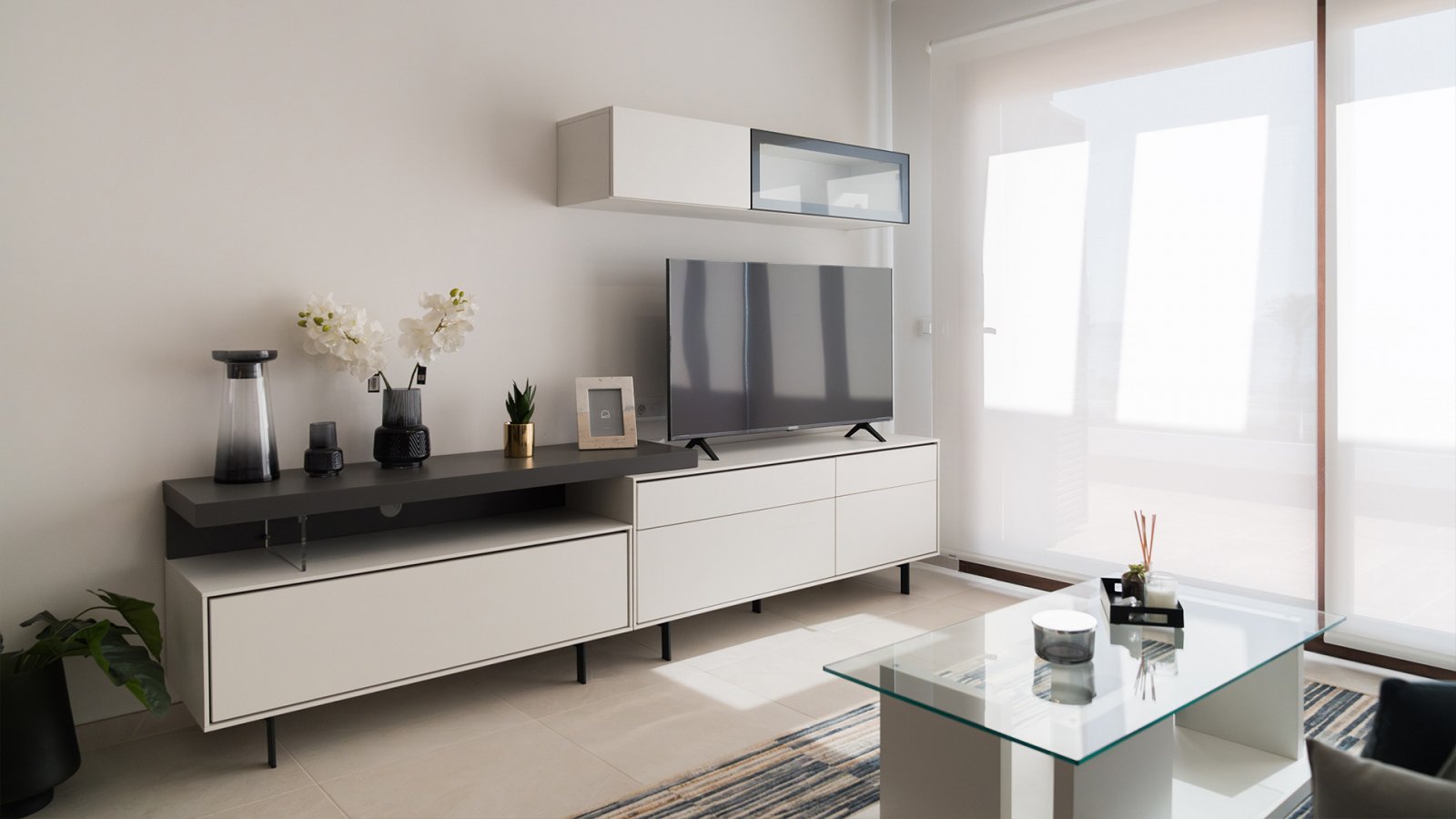 Neue Luxusapartments direkt am Strand mit Swimmingpools und Wellnessbereich Mar de Pulpí