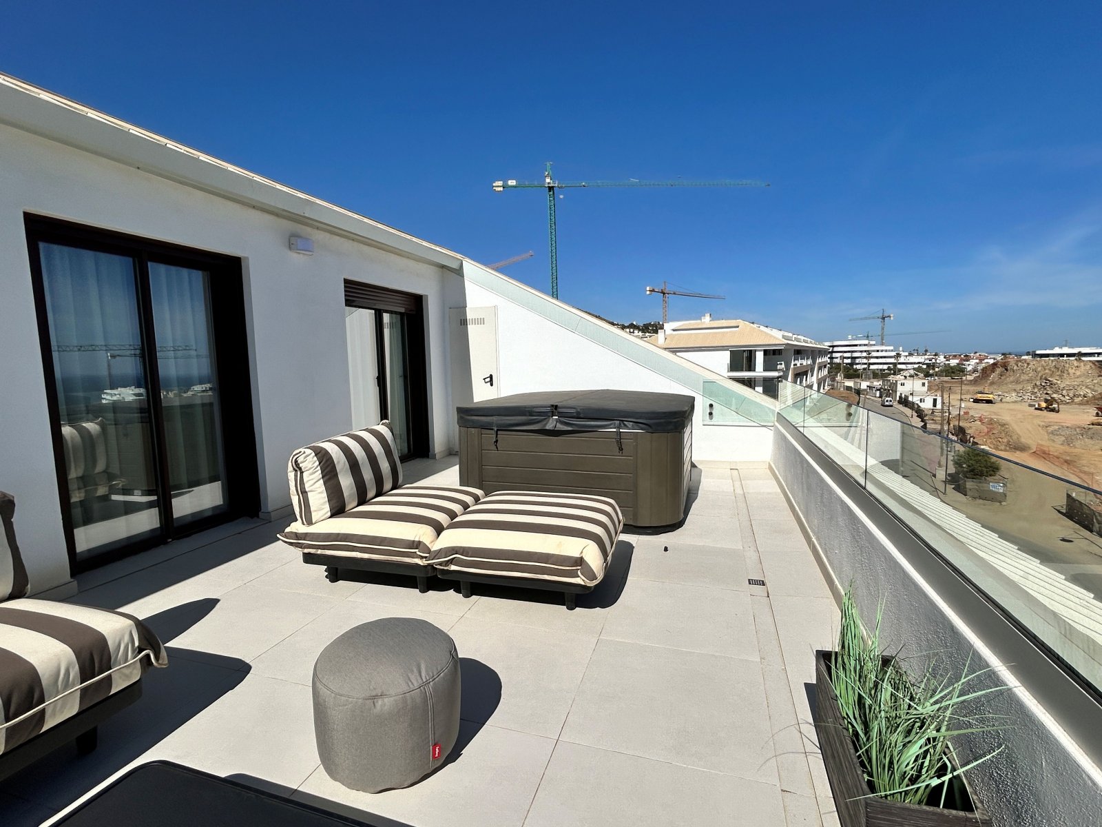 Luxuriöse Apartments und Penthäuser, 2 km vom Strand entfernt, Fuengirola