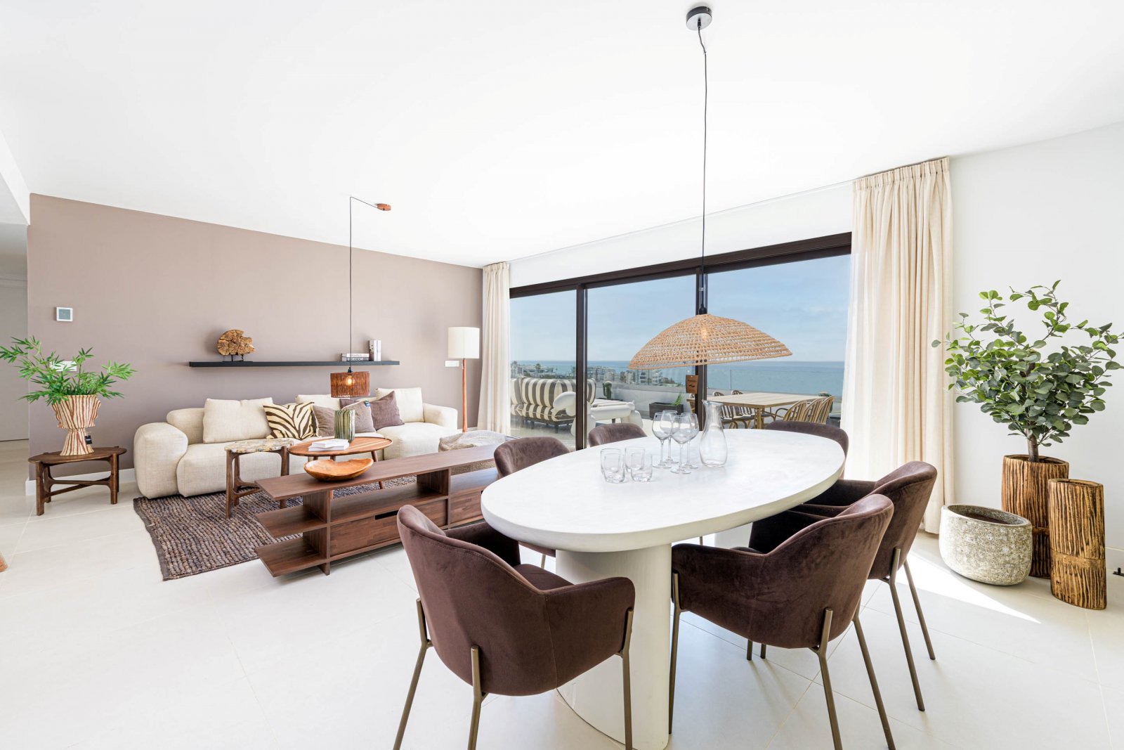 Luxuriöse Apartments und Penthäuser, 2 km vom Strand entfernt, Fuengirola
