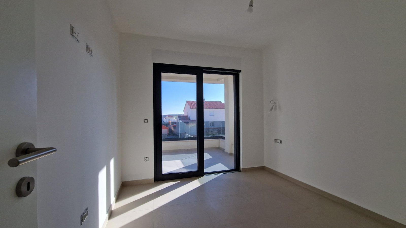 Luxuriöses Penthouse mit Aufzug und Dachterrasse mit Meerblick, Ražanac, Kroatien