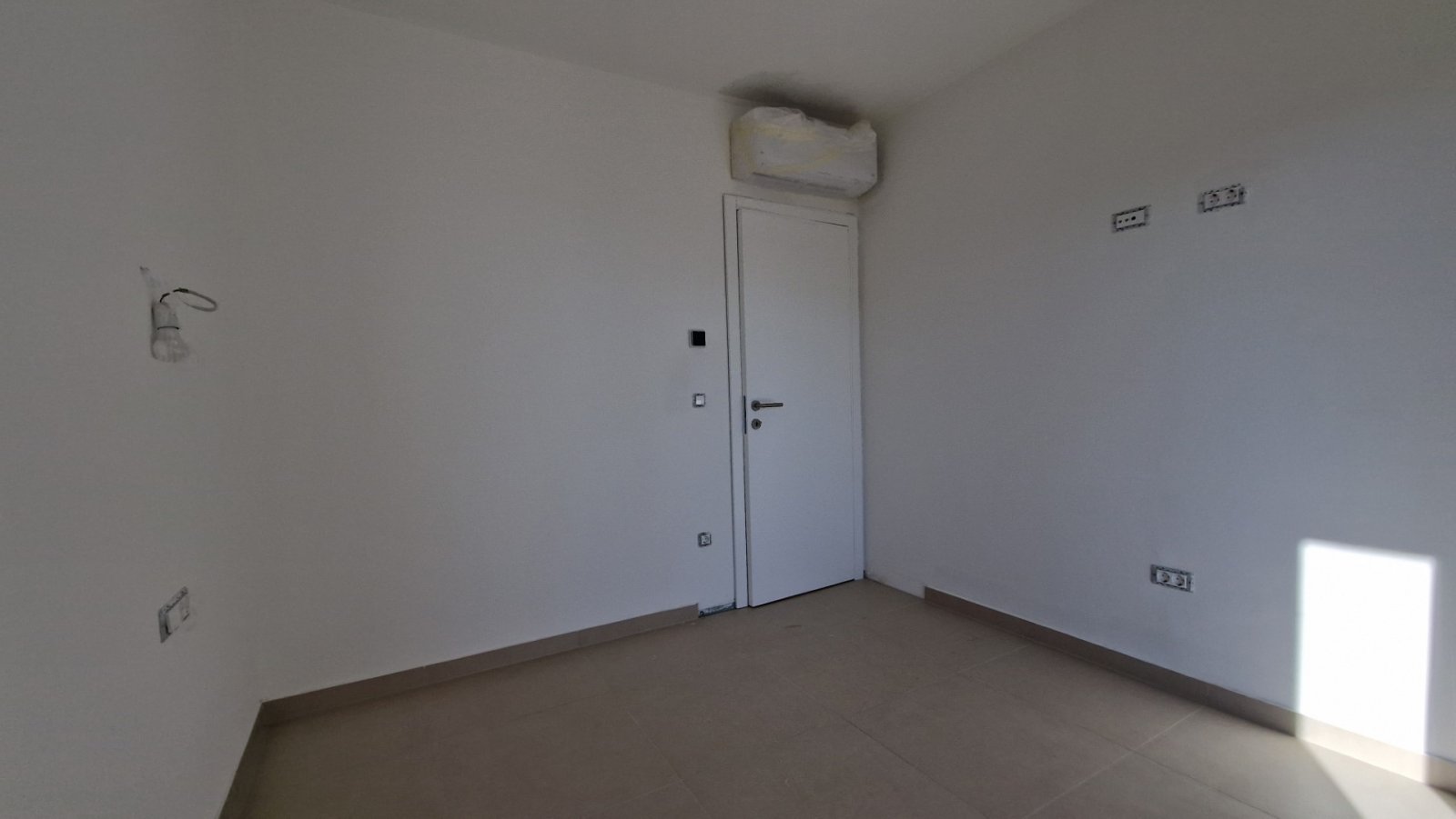 Luxuriöses Penthouse mit Aufzug und Dachterrasse mit Meerblick, Ražanac, Kroatien