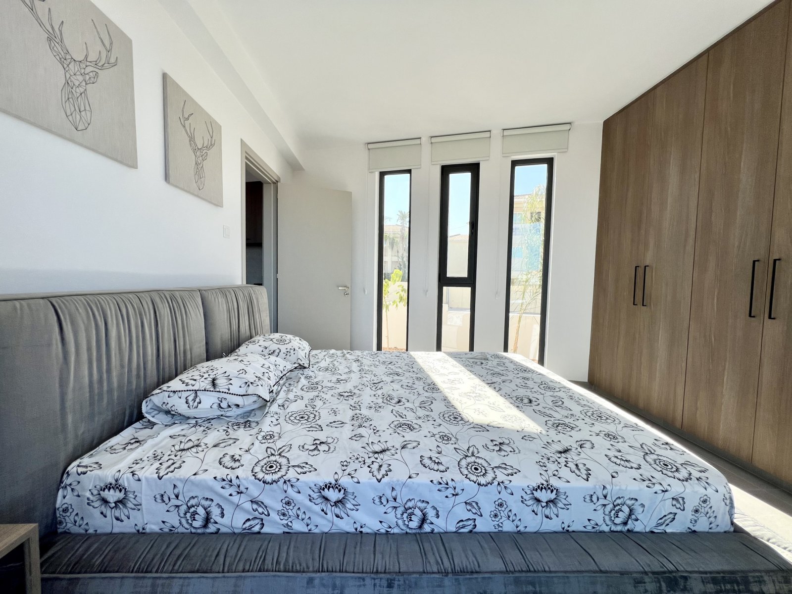 Luxuriöse 3 Zimmer mit großem Garten
