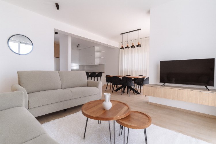 Geräumige 3+1-Zimmer-Villa mit privatem Garten in ruhiger Lage in Peyia, nur wenige Minuten vom Meer entfernt