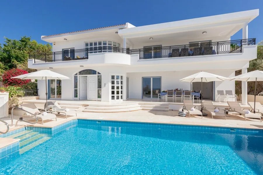 Pegia - Coral Bay: Freistehende Villa in Pegia - Coral Bay, Paphos 