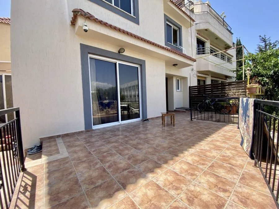 Mesa Yitonia: Doppelhaushälfte in Mesa Yitonia, Limassol 