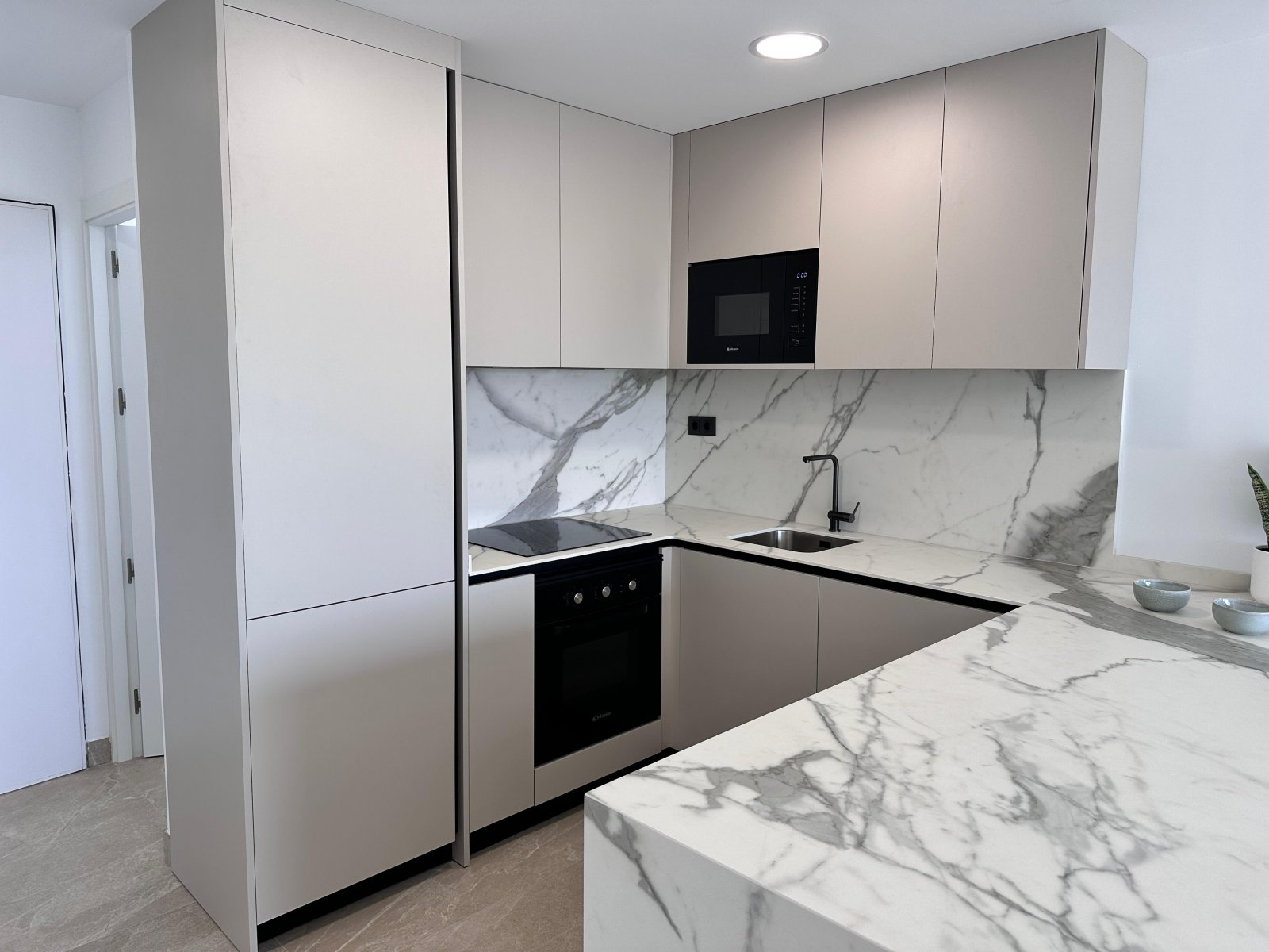 Modernes Apartment am Meer, ruhige Lage, Los Alcázares