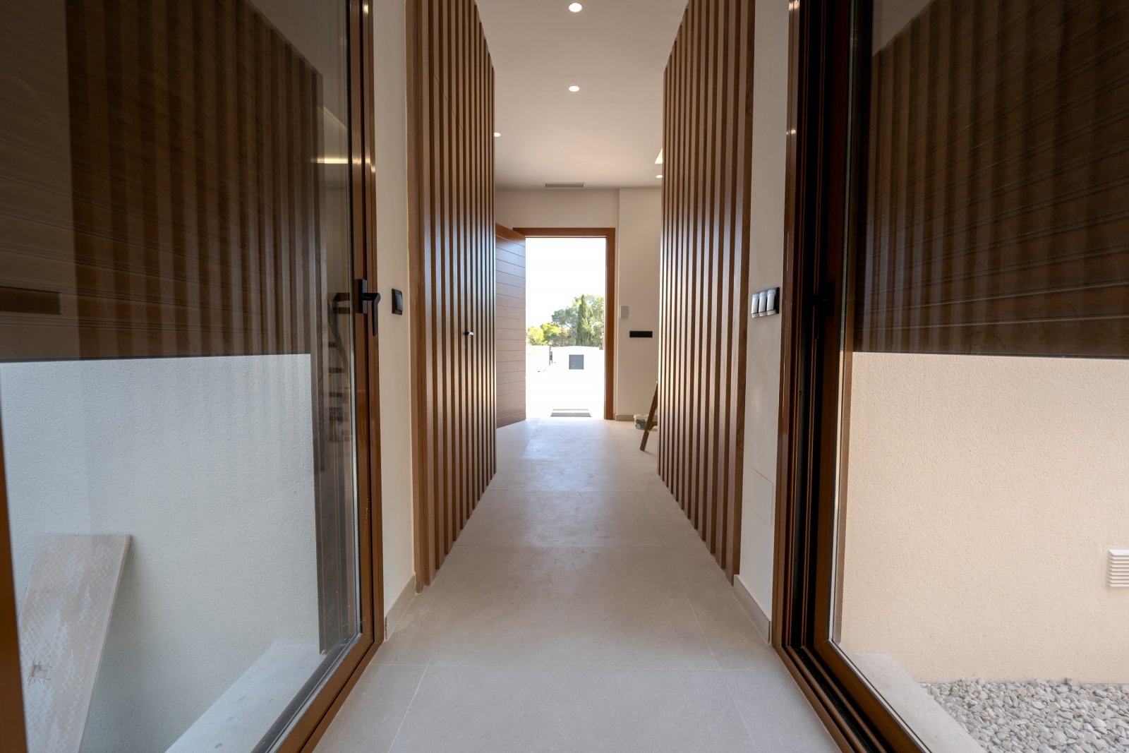 Moderne Häuser mit Garten und Pool, ruhiges Benejúzar