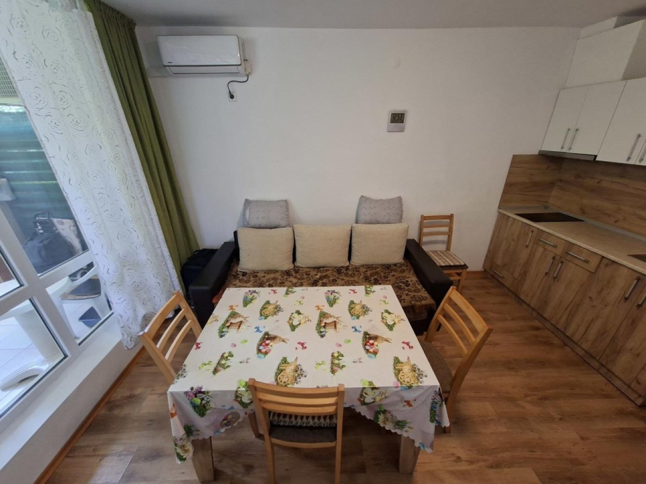 6 6