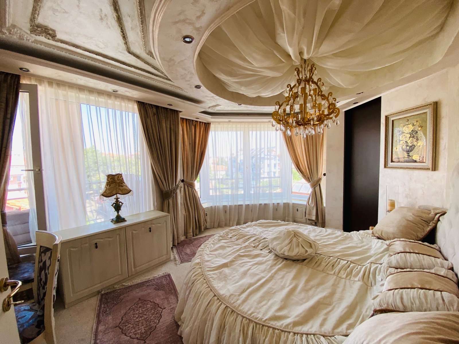 3 Zimmer Wohnung in einem Haus ohne Wartungsgebühr im Herzen von Ravda Bulgarien
