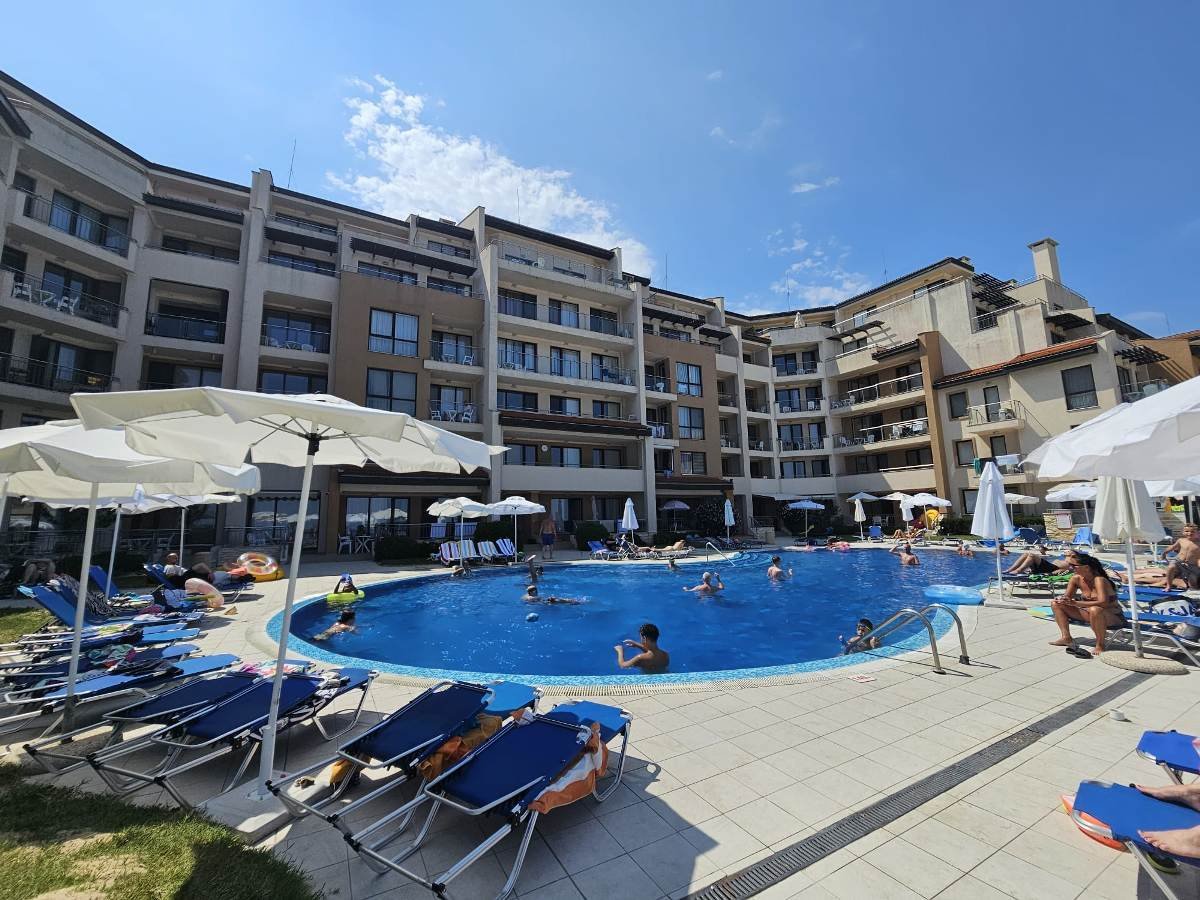 4-Zimmer-Wohnung mit Meer- und Poolblick im Komplex Obzor Beach Resort, Obzor, Bulgarien