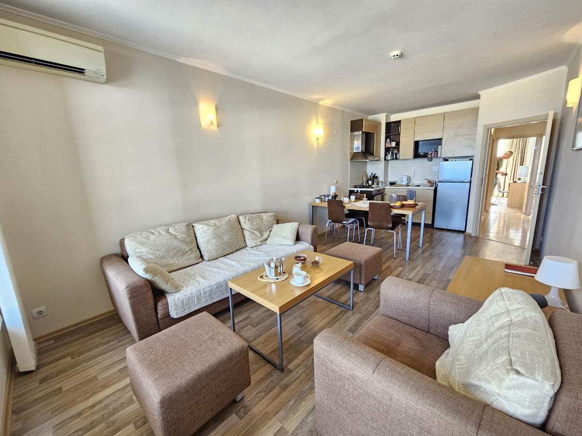 4-Zimmer-Wohnung mit Meer- und Poolblick im Komplex Obzor Beach Resort, Obzor, Bulgarien