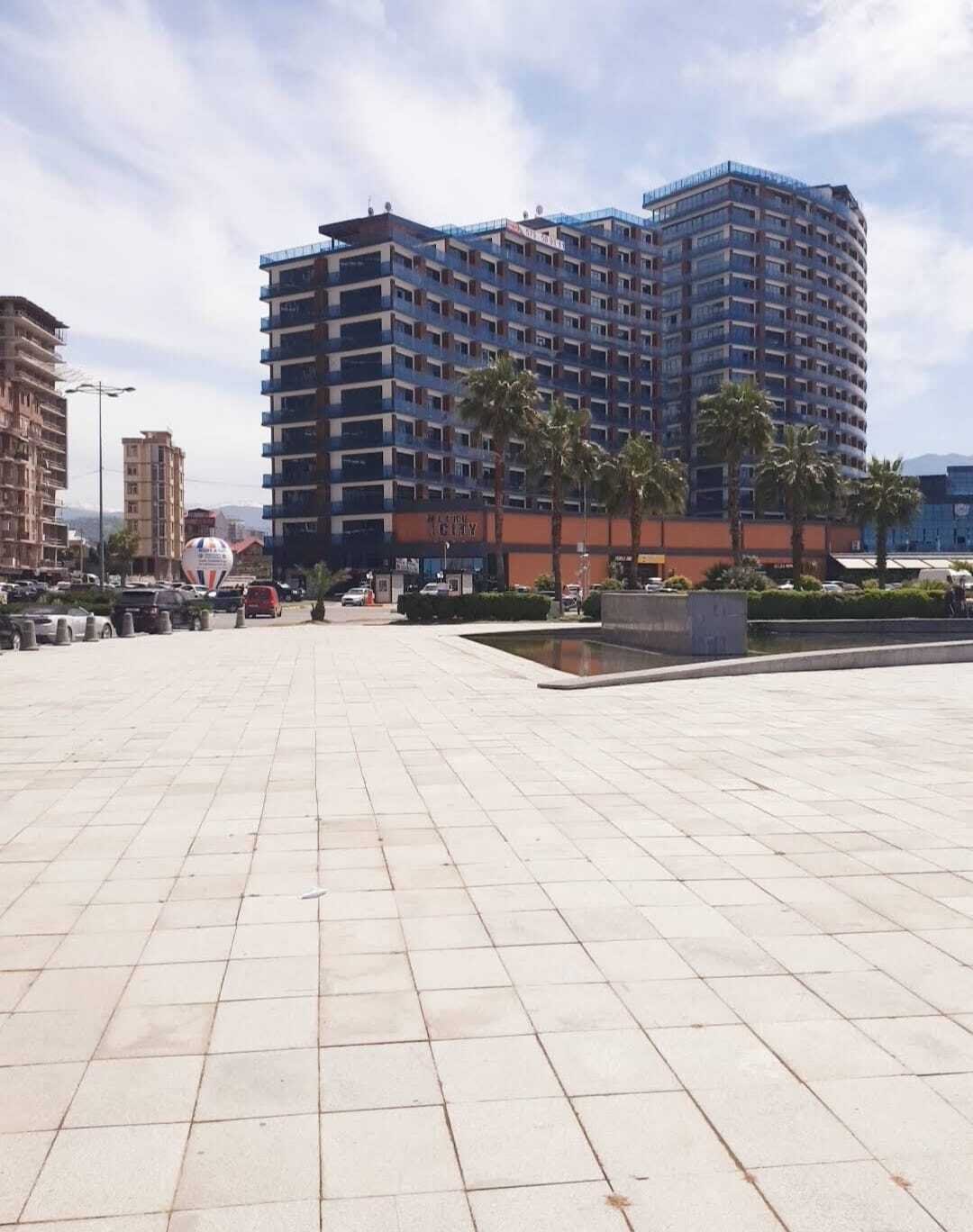 Ein-Zimmer-Wohnung mit Meerblick in Batumi, Georgien – Premium-Residenz im Metro City nahe dem Strand