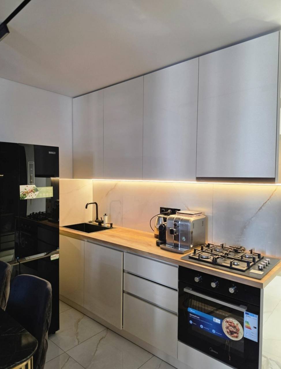 Modernes Studio in Palm Residence, Batumi, Georgien – Geräumiges Apartment am New Boulevard nahe dem Strand