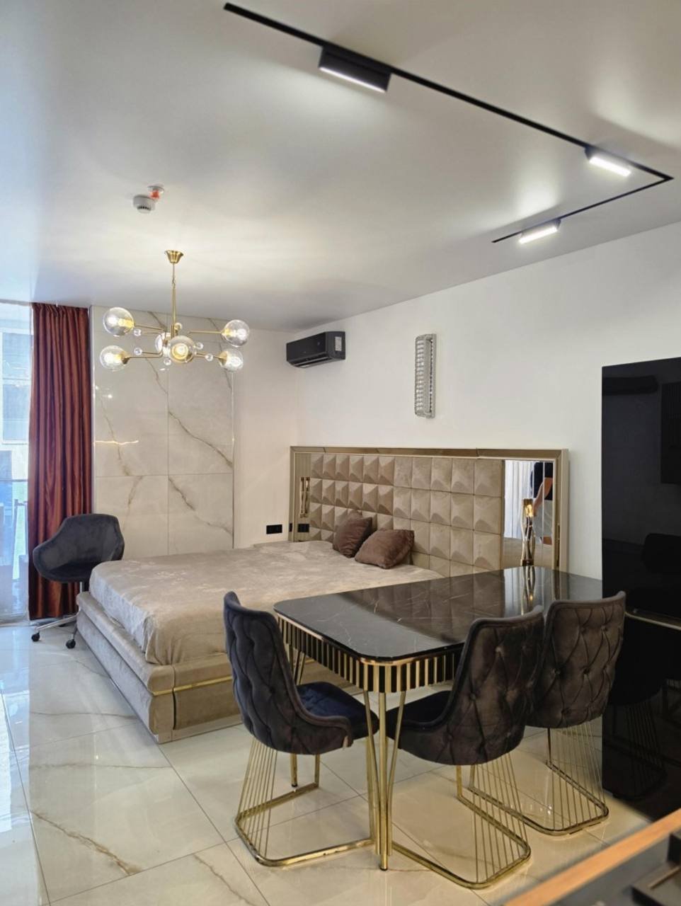 Modernes Studio in Palm Residence, Batumi, Georgien – Geräumiges Apartment am New Boulevard nahe dem Strand