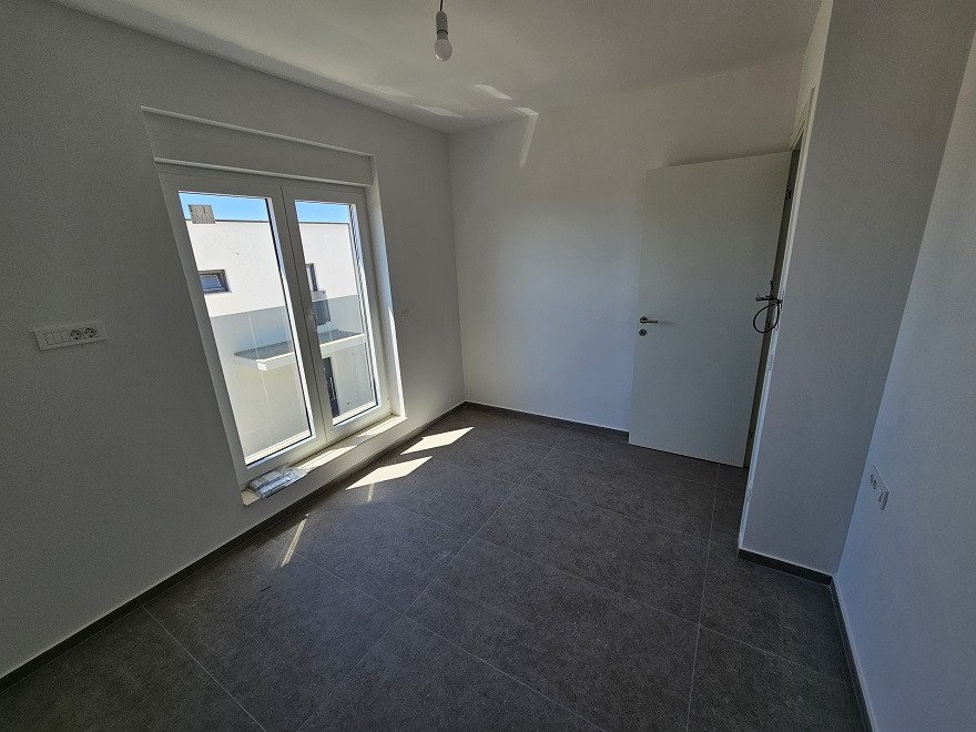 Energieautarkes Haus mit privatem Pool und Photovoltaikanlage, Mandre, Insel Pag