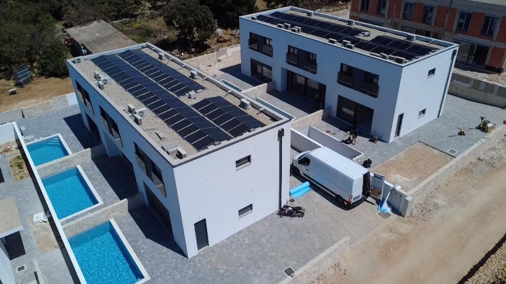 Energieautarkes Haus mit privatem Pool und Photovoltaikanlage, Mandre, Insel Pag