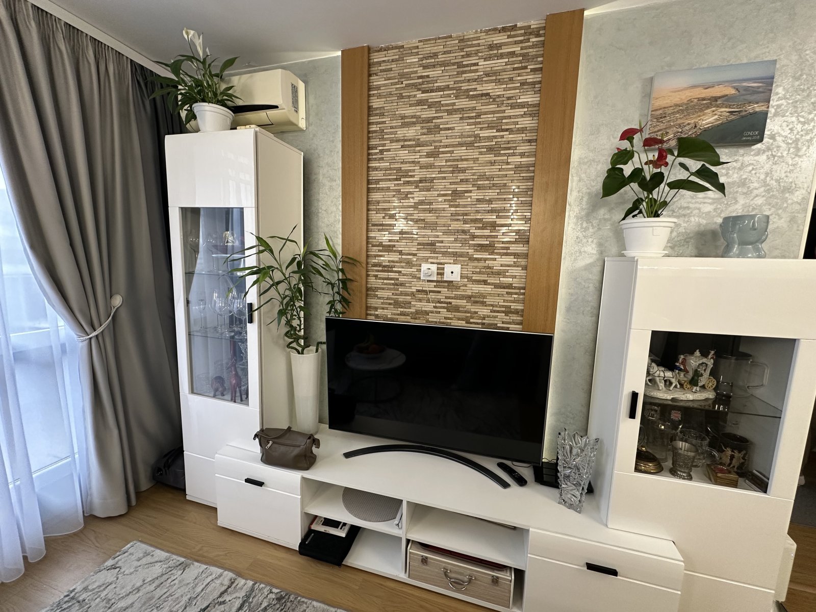Dreizimmerwohnung mit Poolblick im exklusiven Komplex „Sweet Home 1“ in Sonnenstrand, Bulgarien