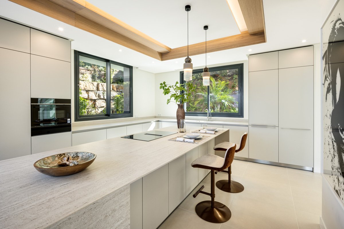 Luxusvilla am Meer, prestigeträchtige Lage, Marbella