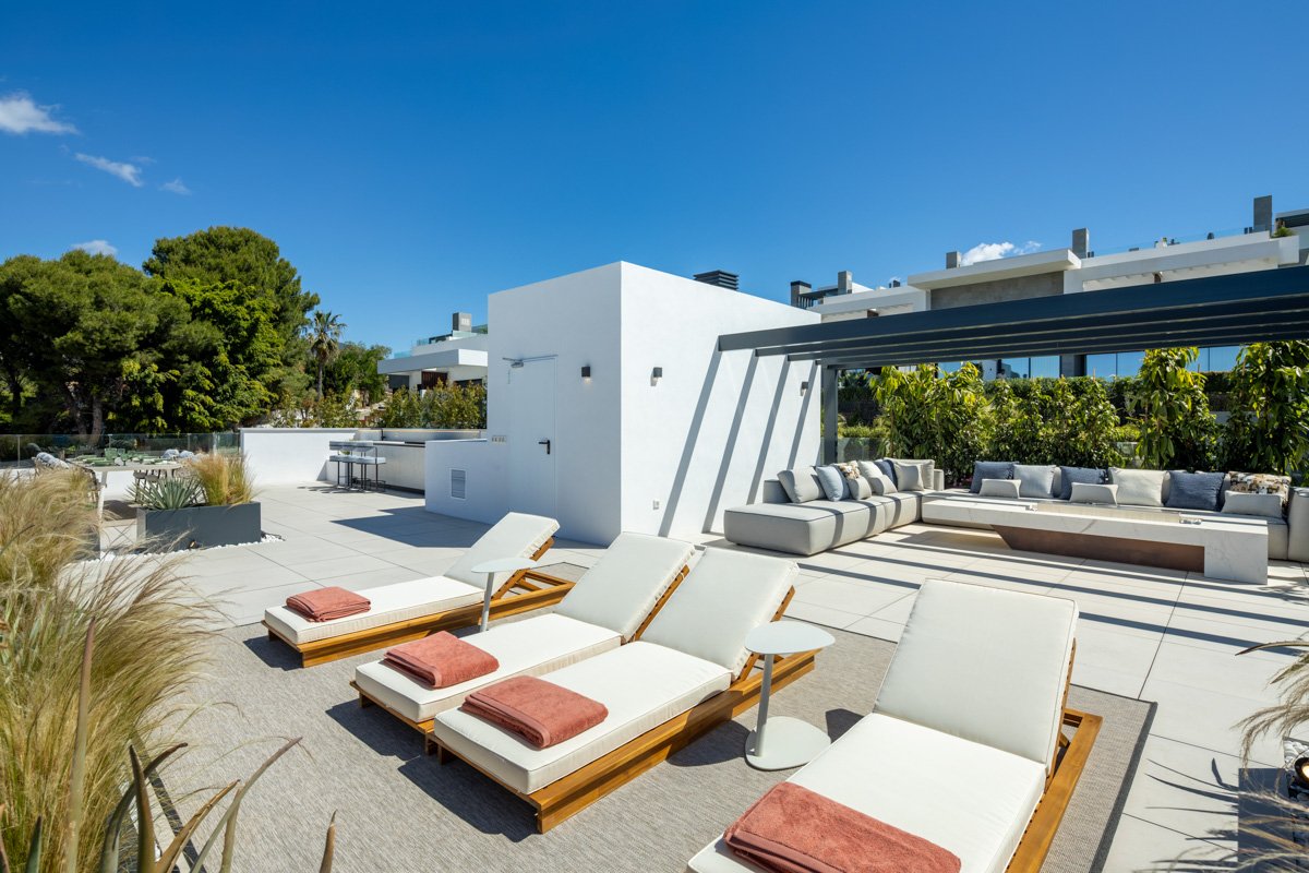 Luxusvilla am Meer, prestigeträchtige Lage, Marbella