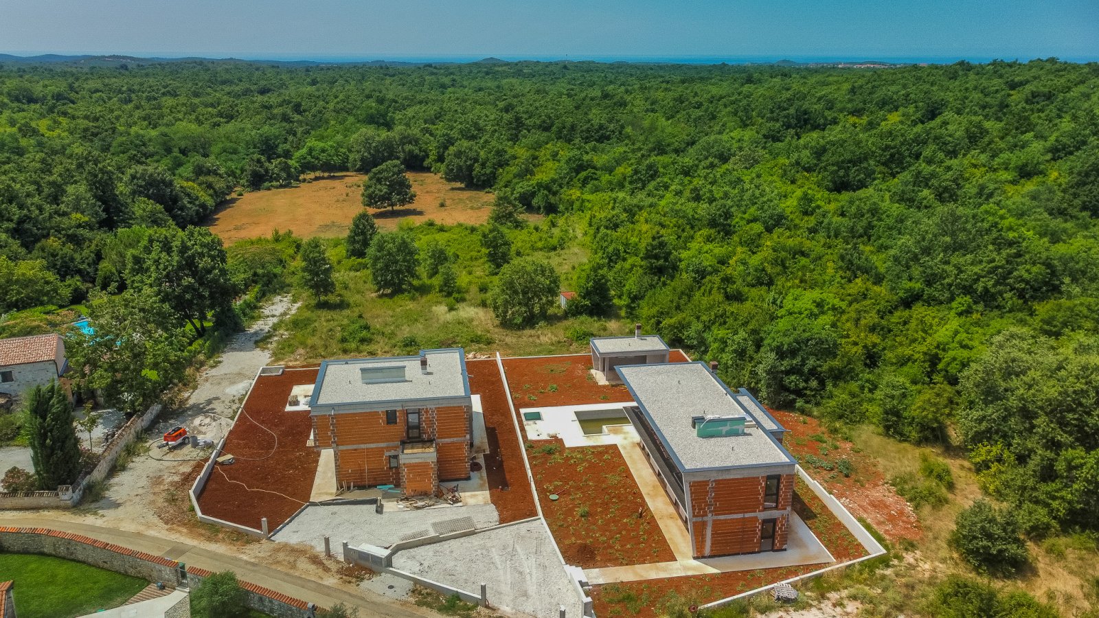 Moderne Villa, Privatsphäre, Pool und Waldruhe → Matulini, Poreč