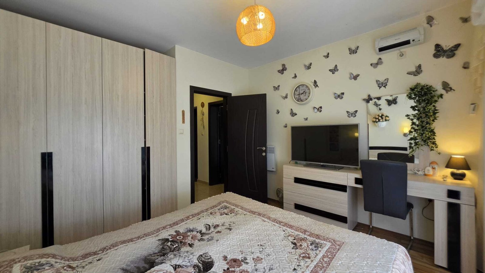 🏡 Großzügige 4-Zimmer-Wohnung mit Poolzugang in Elitonia Gardens 1, Ravda, Bulgarien