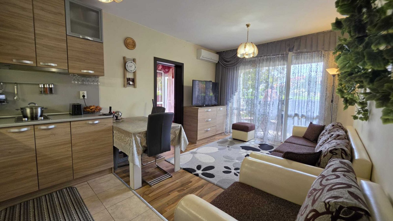 🏡 Großzügige 4-Zimmer-Wohnung mit Poolzugang in Elitonia Gardens 1, Ravda, Bulgarien