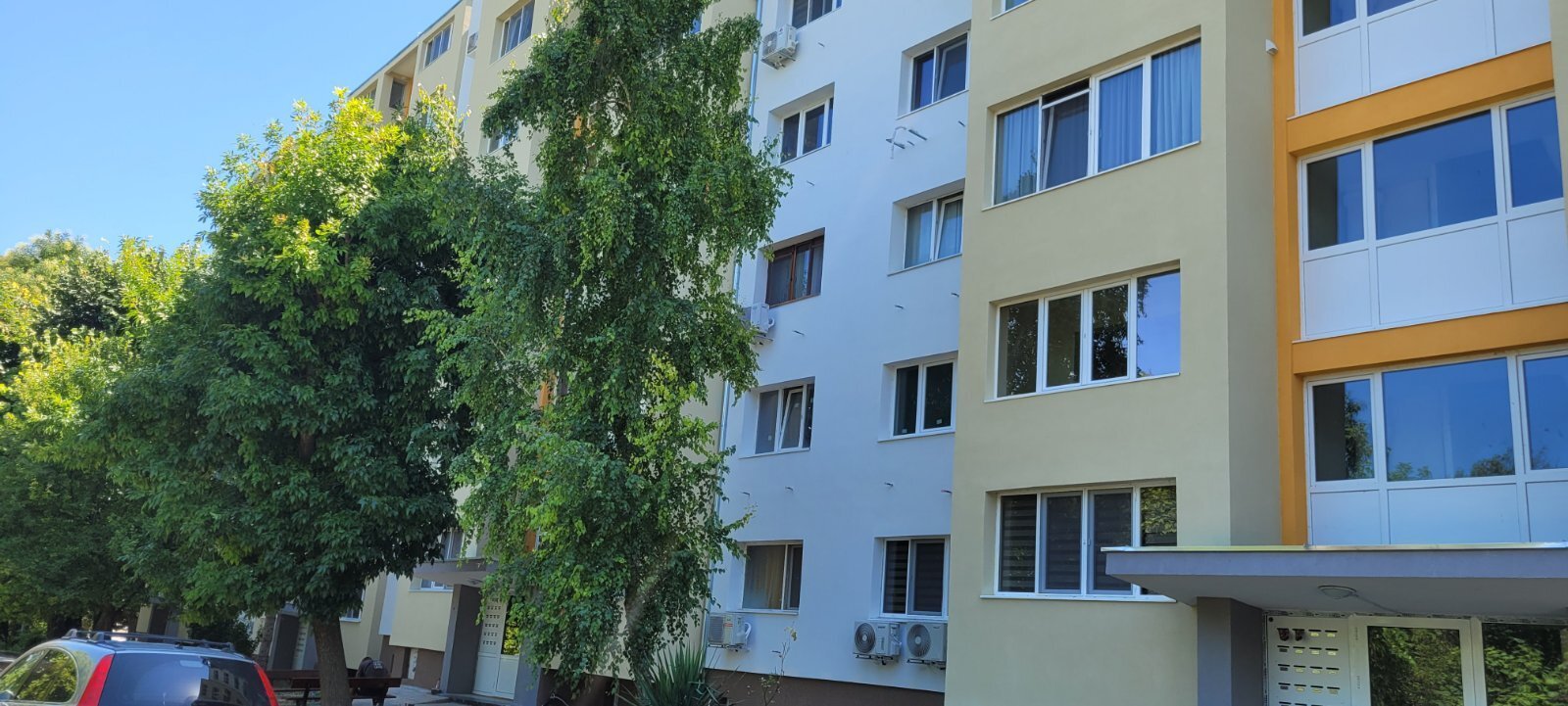 Modernisierte 3 Zimmer Wohnung im Izgrev Gebiet Burgas Bulgarien