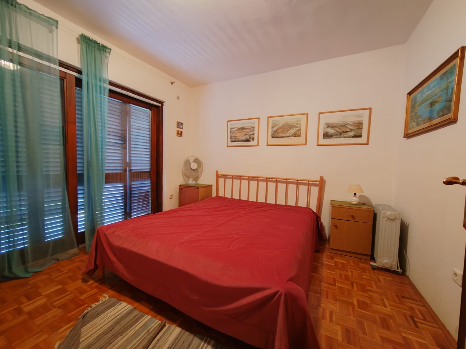 Möbliertes Haus mit Garten und Meerblick, Njivice, Kroatien