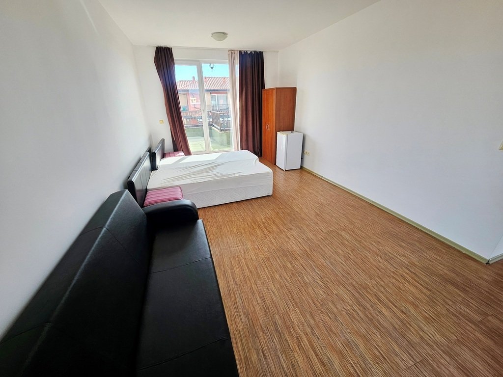 4-Zimmer-Apartment mit 3 Schlafzimmern und großer Terrasse im Komplex Sunny View Central, Sonnenstrand, Bulgarien
