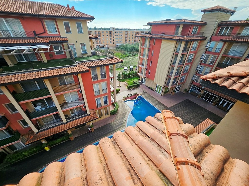 4-Zimmer-Apartment mit 3 Schlafzimmern und großer Terrasse im Komplex Sunny View Central, Sonnenstrand, Bulgarien