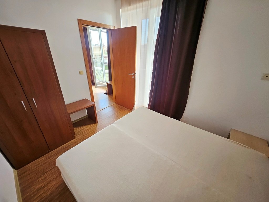 4-Zimmer-Apartment mit 3 Schlafzimmern und großer Terrasse im Komplex Sunny View Central, Sonnenstrand, Bulgarien