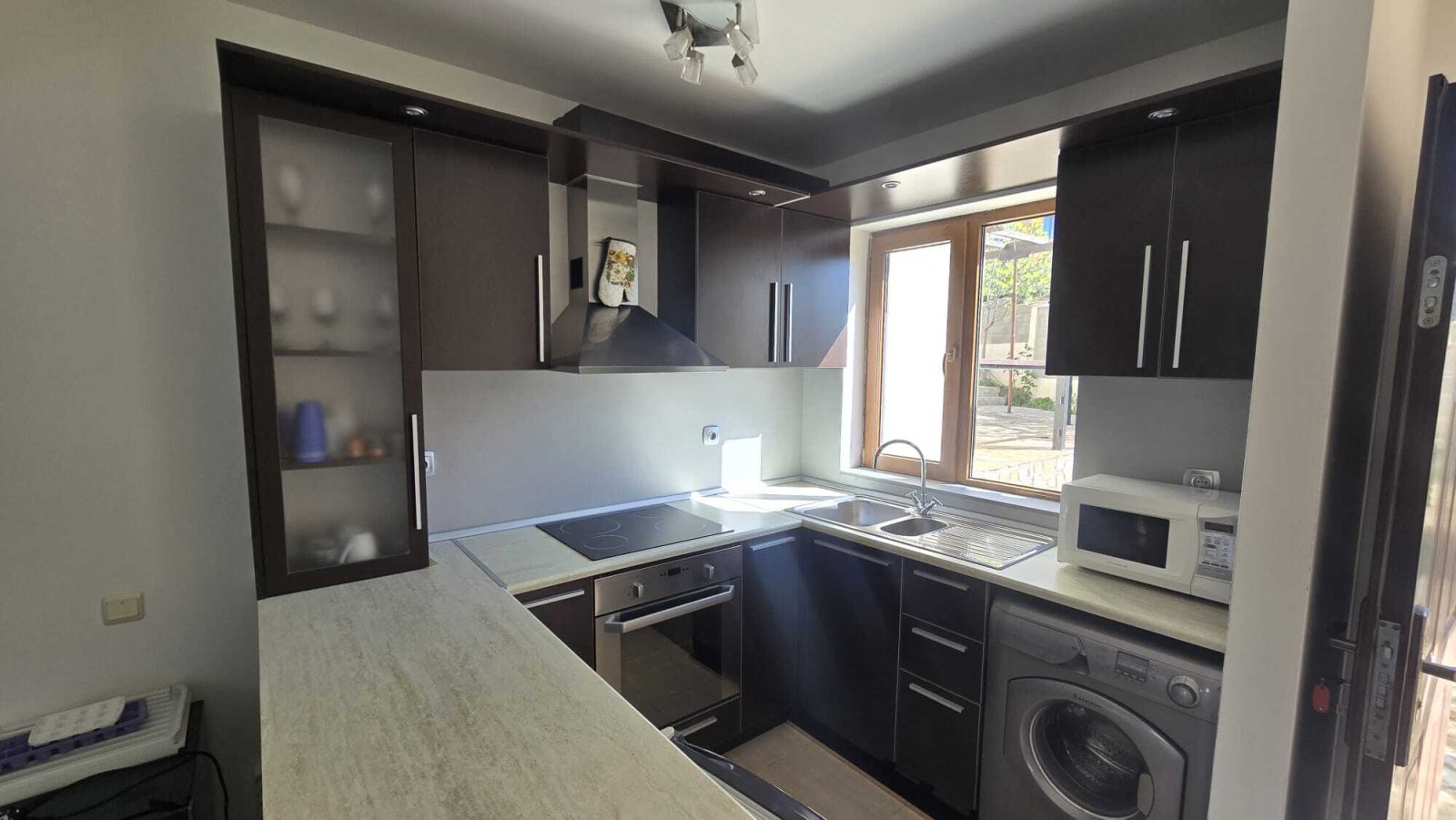 2-stöckiges Reihenhaus in Intsaraki, Sveti Vlas, Bulgarien